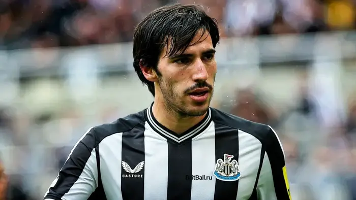 Сандро Тонали — 