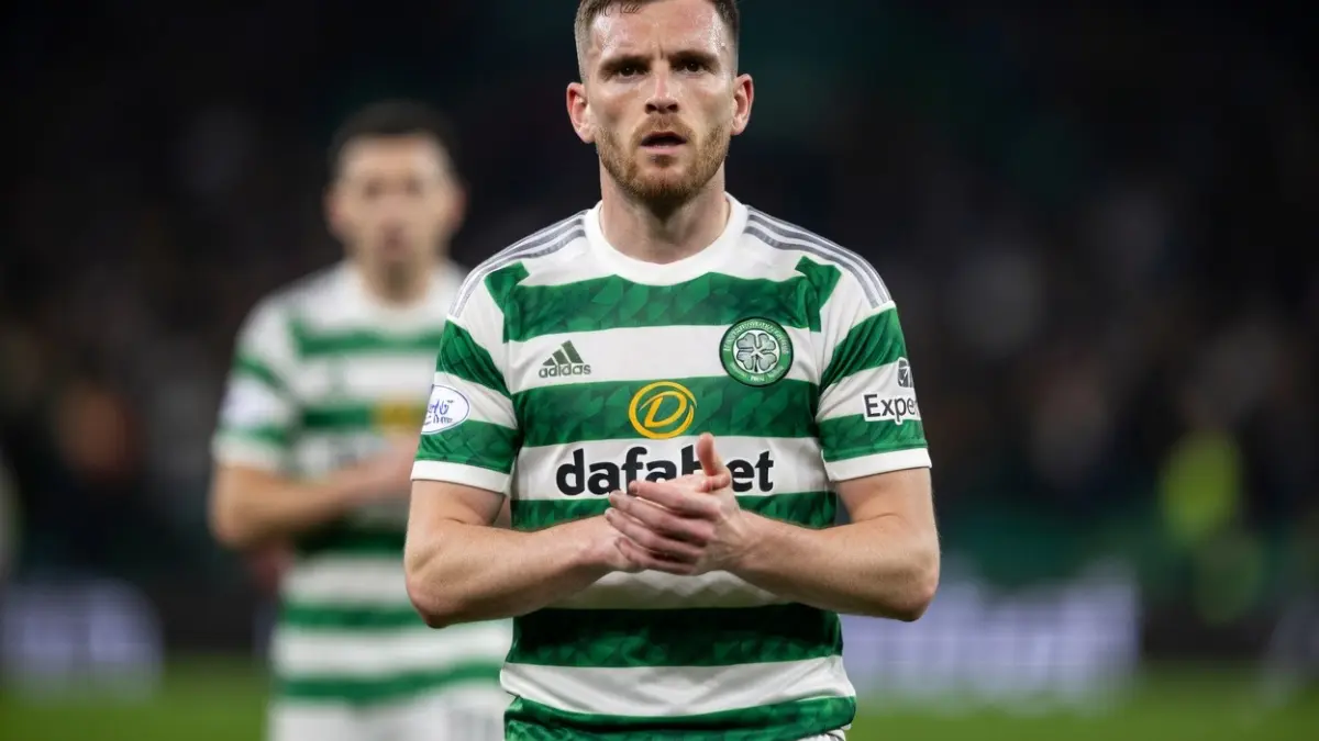 Энди Робертсон — «Селтик» намерен перехватить Энди Робертсона у тонущего «Тоттенхэма»