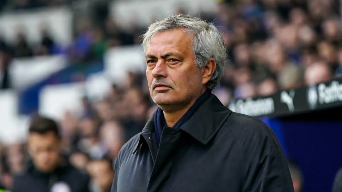 Жозе Моуринью — Жозе Моуринью — главный фаворит на замену Эдди Хау в «Ньюкасле»