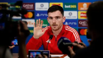 Эндрю Робертсон — 