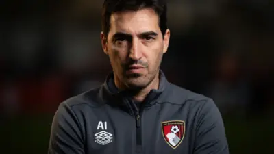 Андони Ираола — 